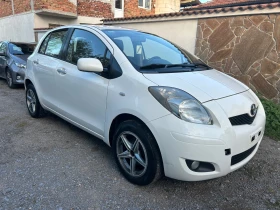 Toyota Yaris 1.3* , снимка 3