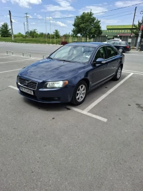     Volvo S80