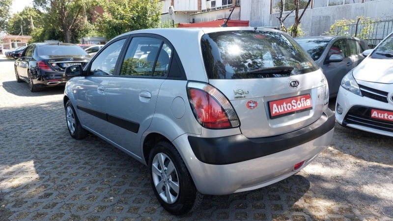 Kia Rio 1.6i, АВТОМАТИК, SPORT, 109х.км! ! !, снимка 6 - Автомобили и джипове - 46561793