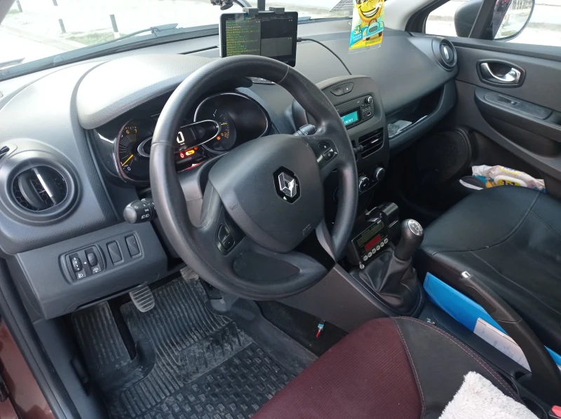 Renault Clio, снимка 5 - Автомобили и джипове - 49064861