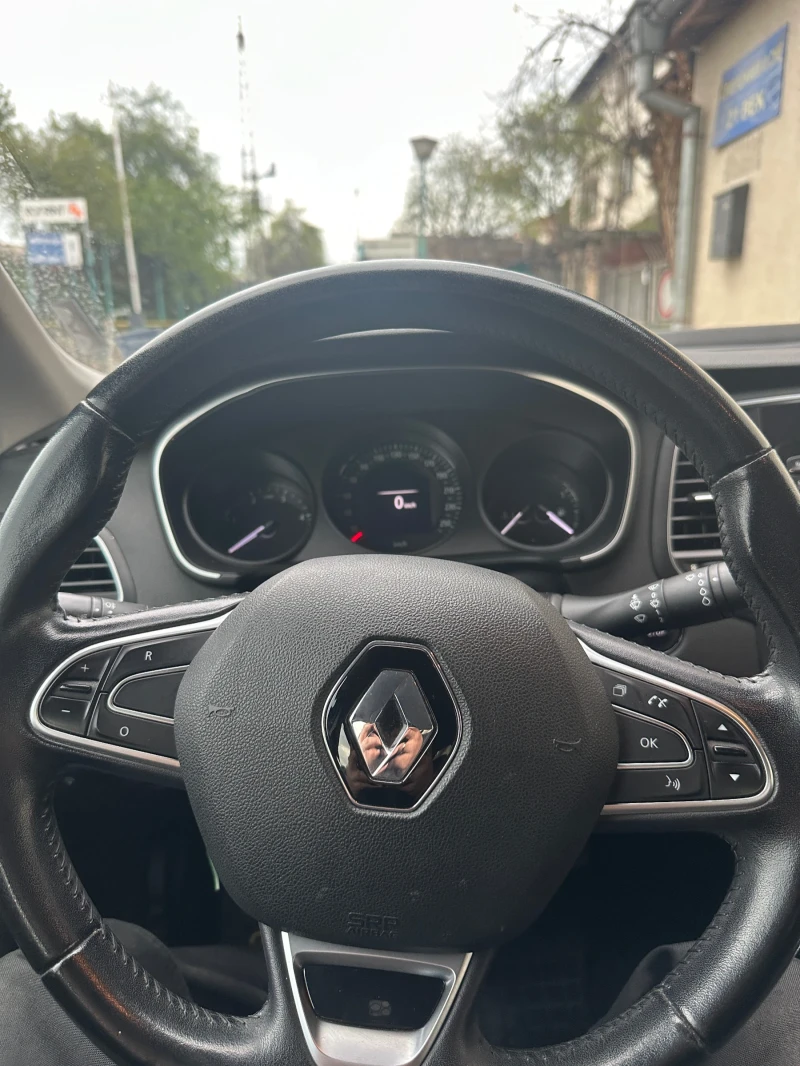 Renault Megane 1.5dci, снимка 2 - Автомобили и джипове - 50921687