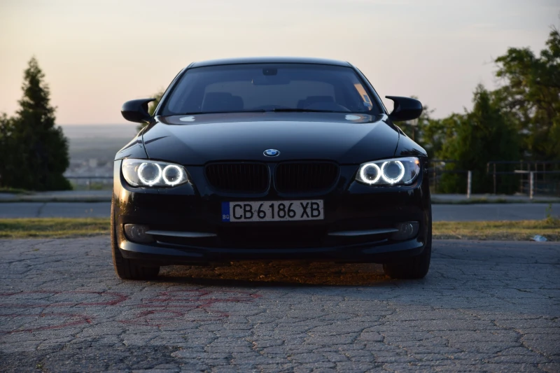 BMW 320 LCI, снимка 4 - Автомобили и джипове - 52355954