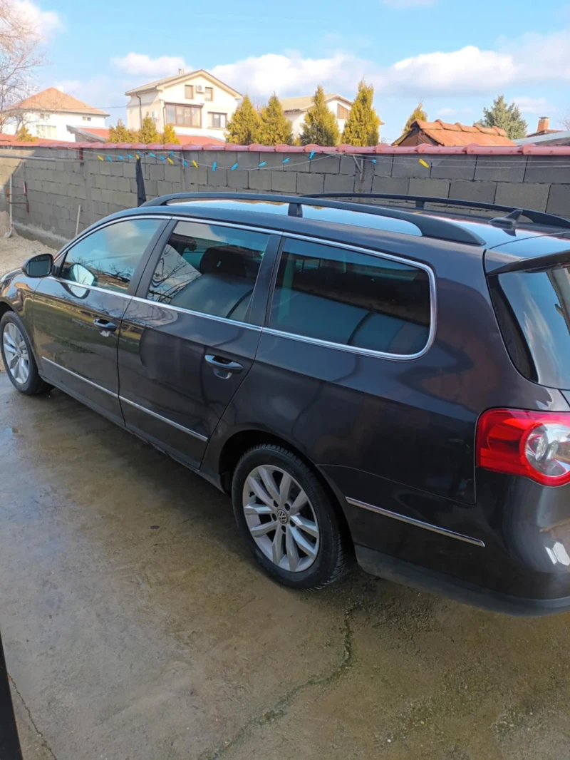 VW Passat, снимка 2 - Автомобили и джипове - 52259094