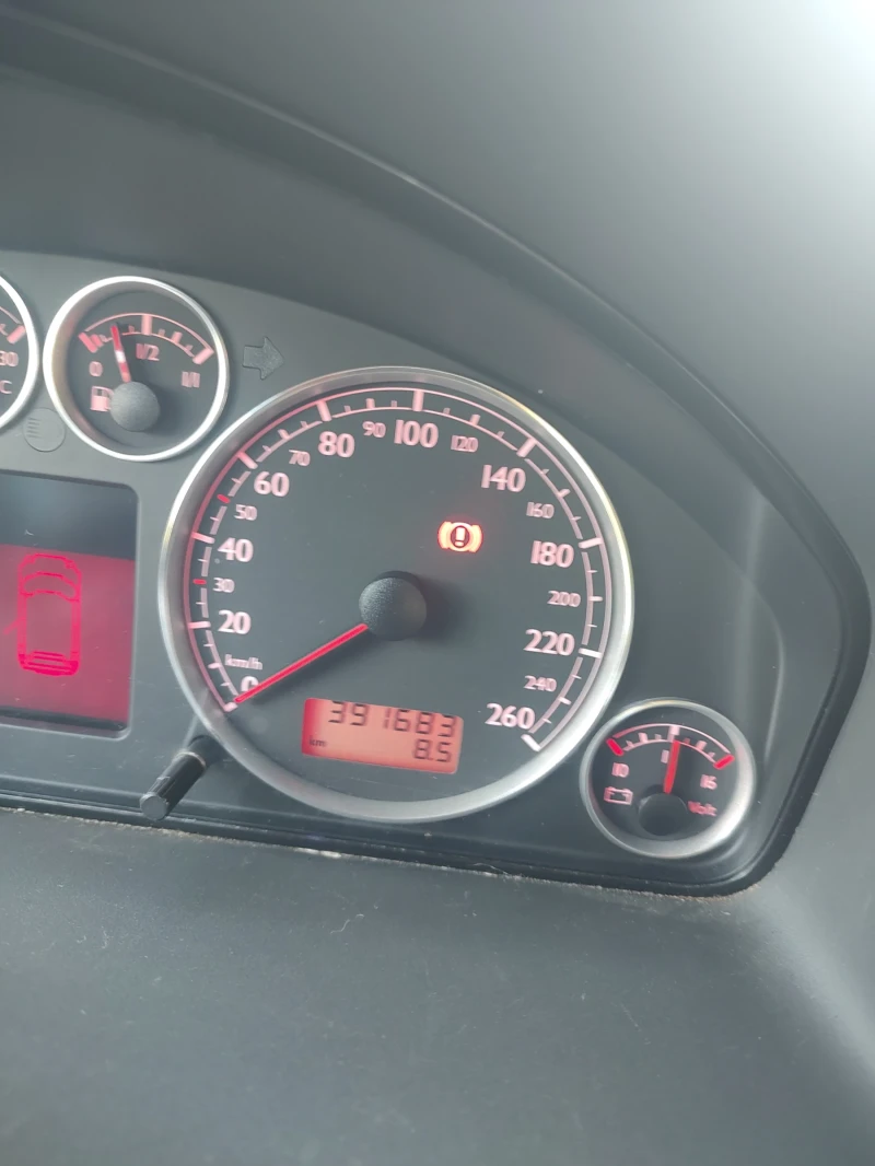 Seat Alhambra 1.8 20V turbo, снимка 4 - Автомобили и джипове - 52289659