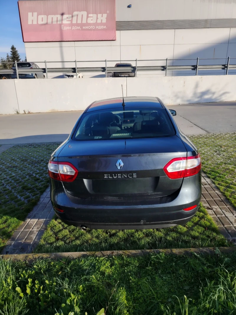 Renault Fluence NAVI, снимка 4 - Автомобили и джипове - 52420434