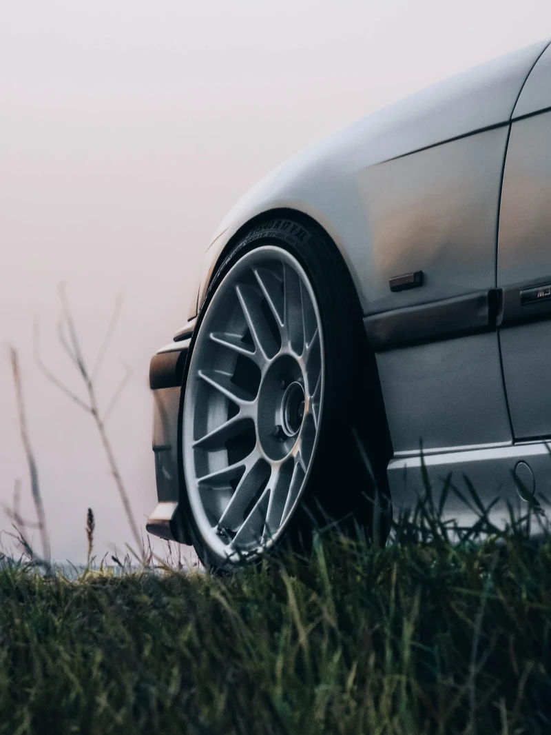 BMW 320 Individual , снимка 7 - Автомобили и джипове - 52523048