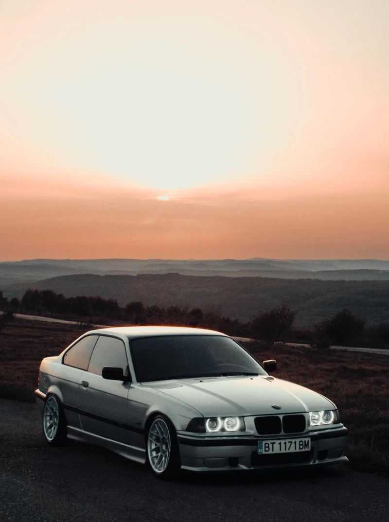 BMW 320 Individual , снимка 10 - Автомобили и джипове - 52523048