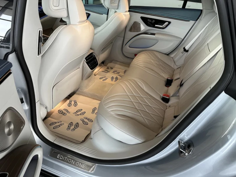 Mercedes-Benz EQS 580 4Matic AMG Line, снимка 11 - Автомобили и джипове - 52721605