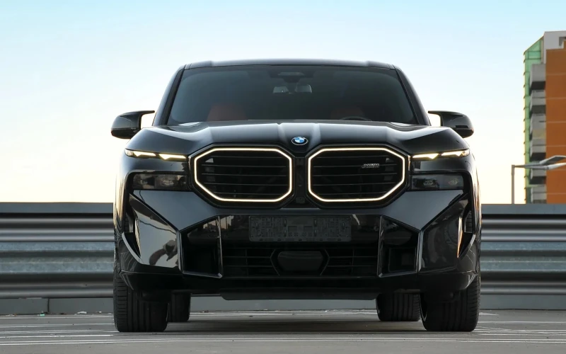 BMW XM 4.4 V8 Plug-in Hybrid xDrive, снимка 15 - Автомобили и джипове - 52748595