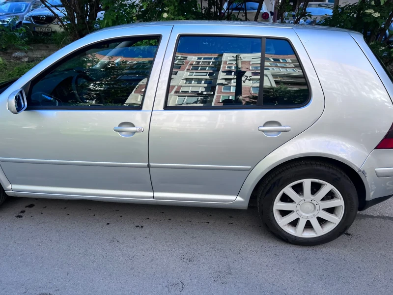 VW Golf, снимка 4 - Автомобили и джипове - 53430913