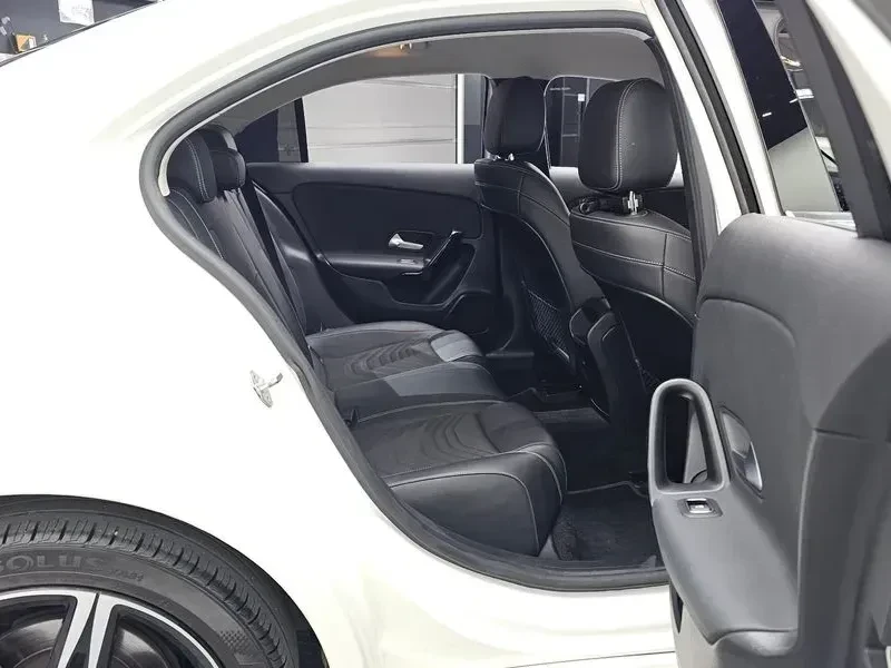 Mercedes-Benz A 250 * KEYLESS * 4Matic * АвтоКредит * (ЦЕНА ДО БГ), снимка 5 - Автомобили и джипове - 55059738