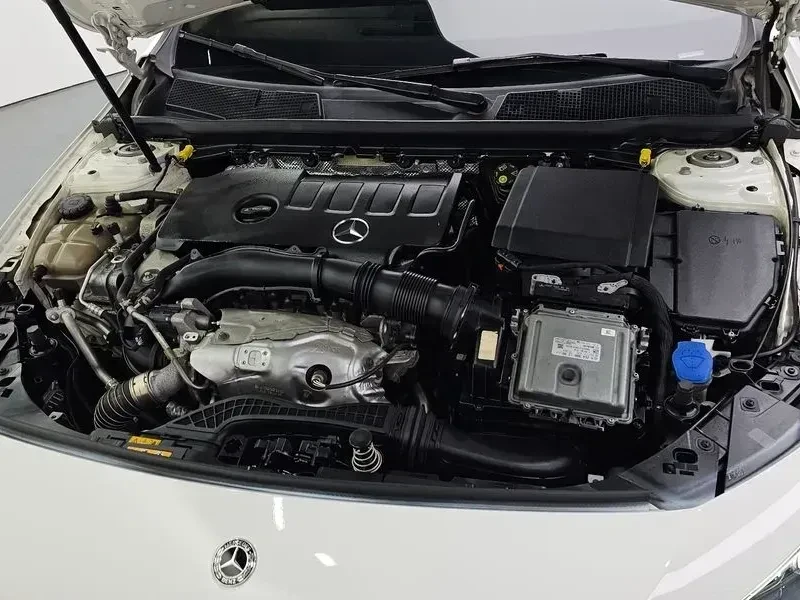 Mercedes-Benz A 250 * KEYLESS * 4Matic * АвтоКредит * (ЦЕНА ДО БГ), снимка 10 - Автомобили и джипове - 55059738