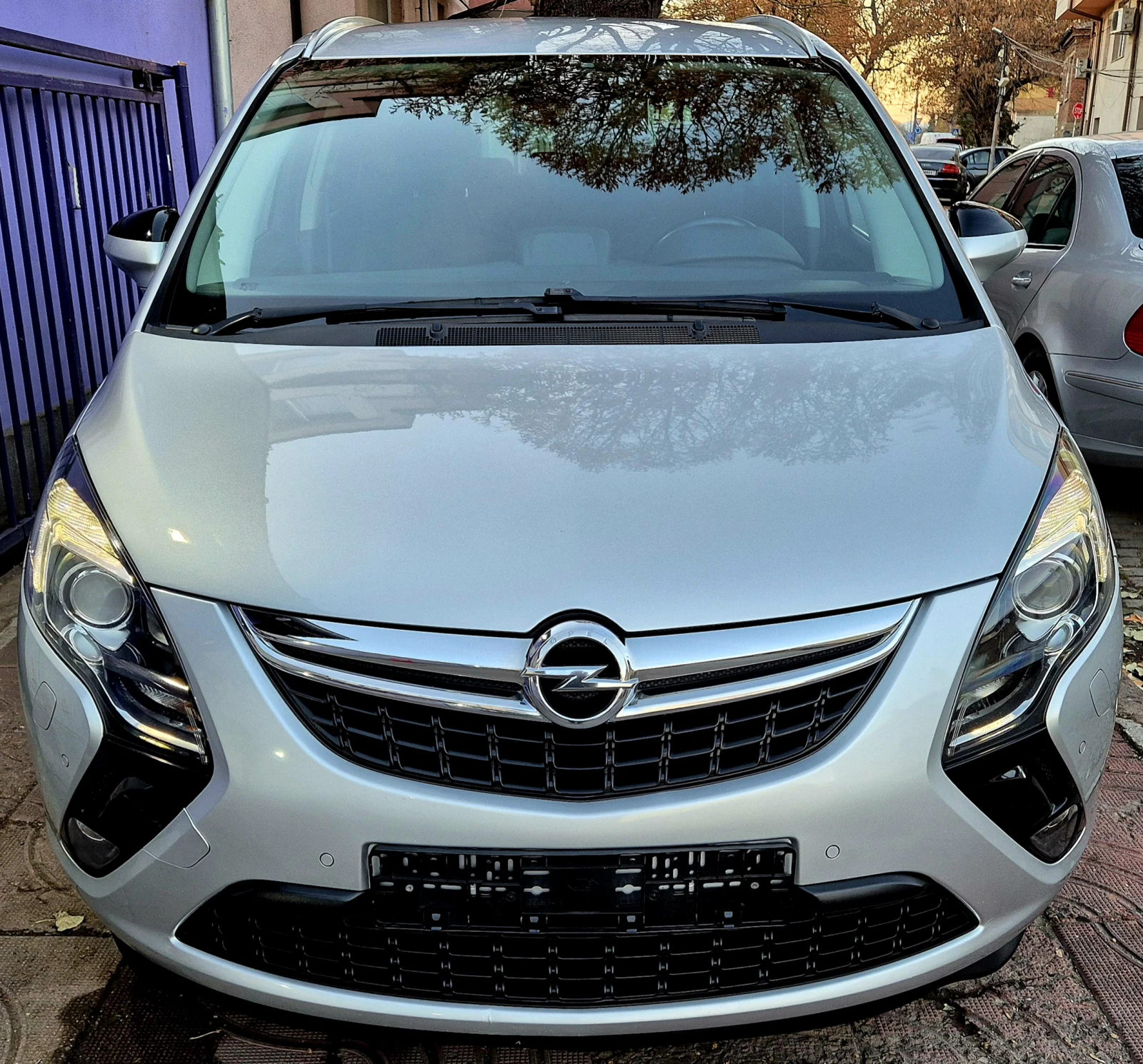 Opel Zafira 2.0d-EXCLUSIVE-нави-6скорости - изображение 2