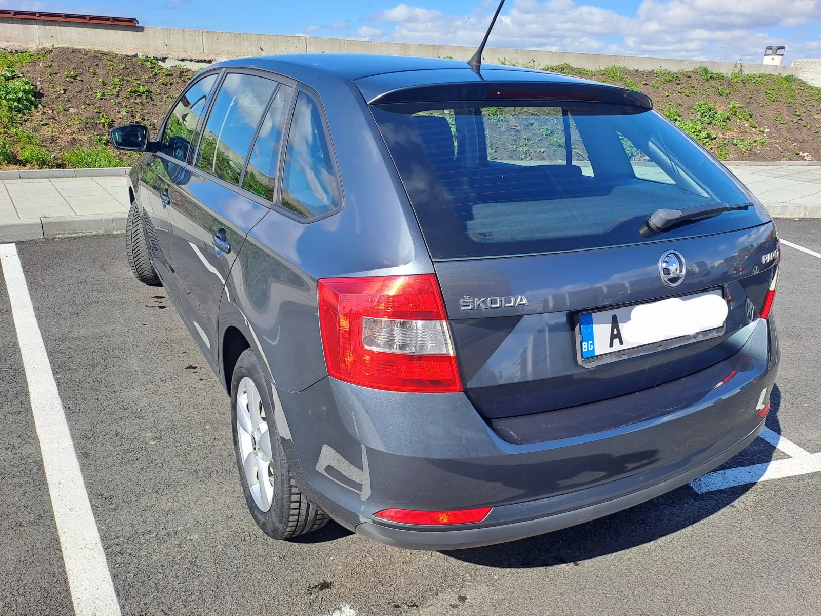 Skoda Rapid 1, 6 TDI 90HP DSG7 - изображение 4