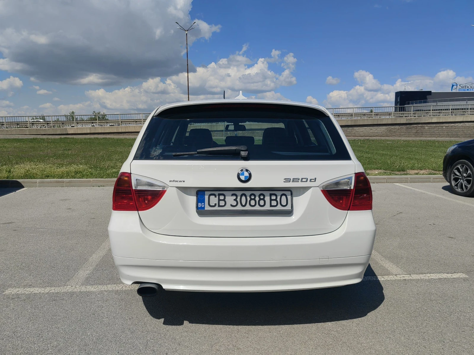 BMW 320  - изображение 5
