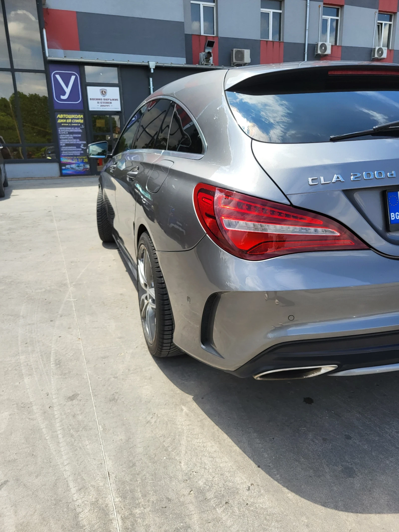 Mercedes-Benz CLA 200  - изображение 4
