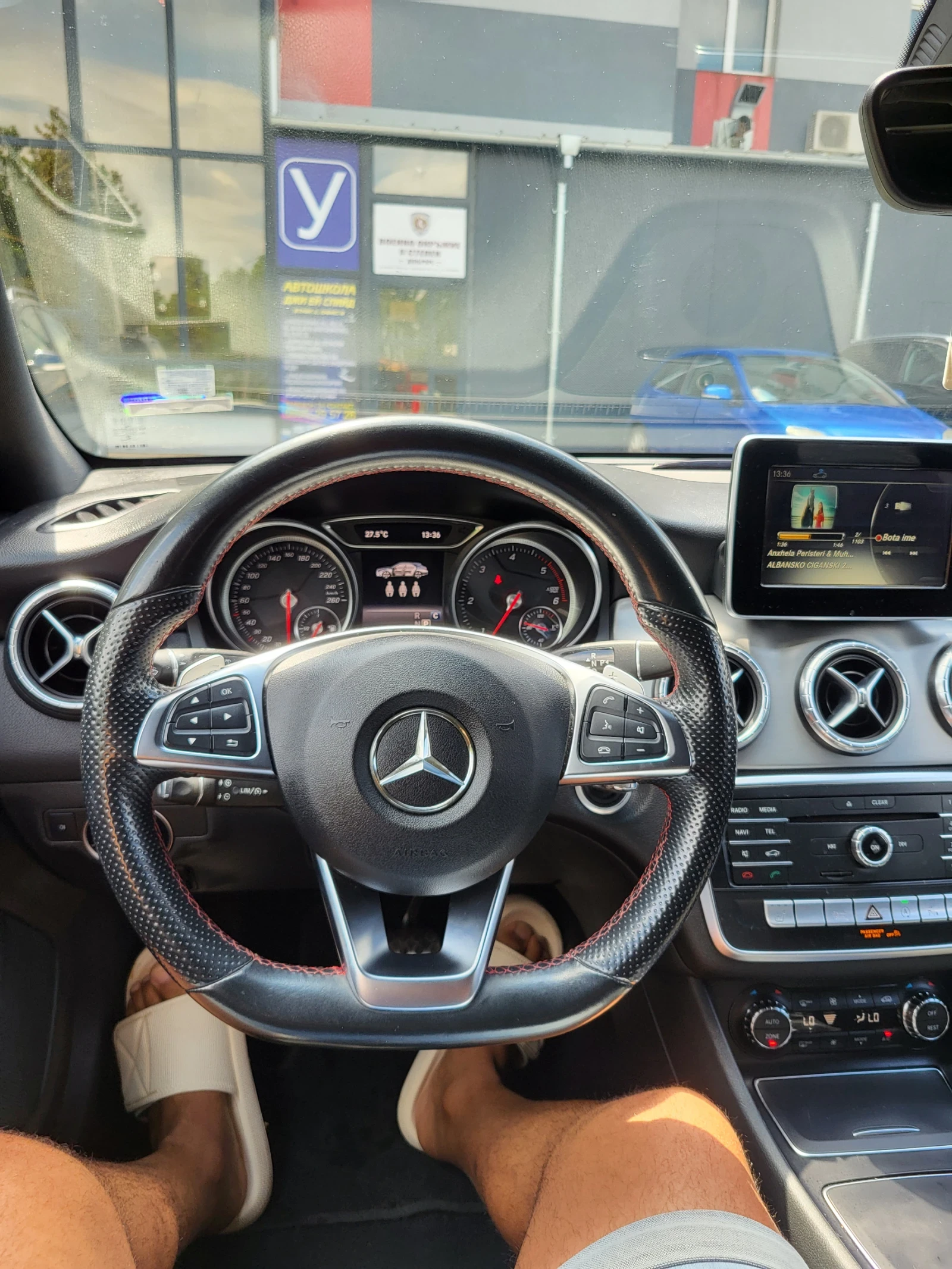 Mercedes-Benz CLA 200  - изображение 6
