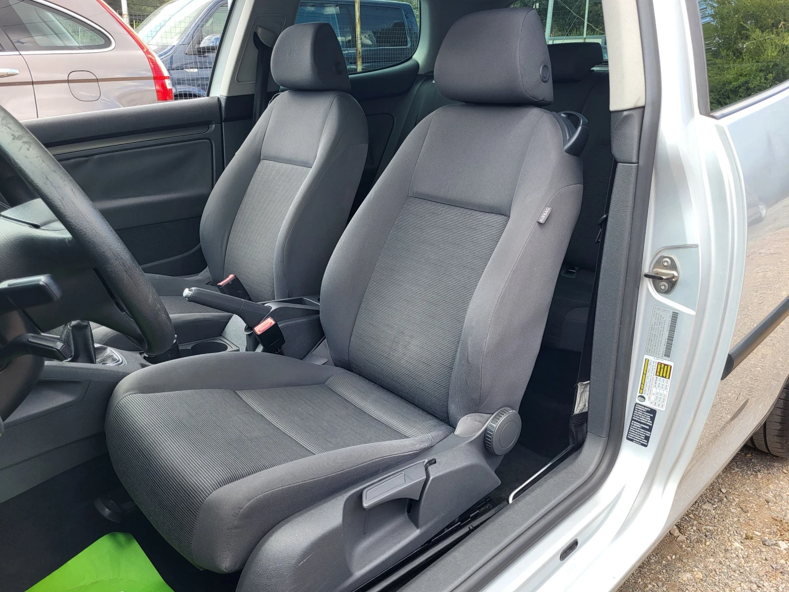 VW Golf 2.5i - 150 к.с. / RABBIT / - изображение 9