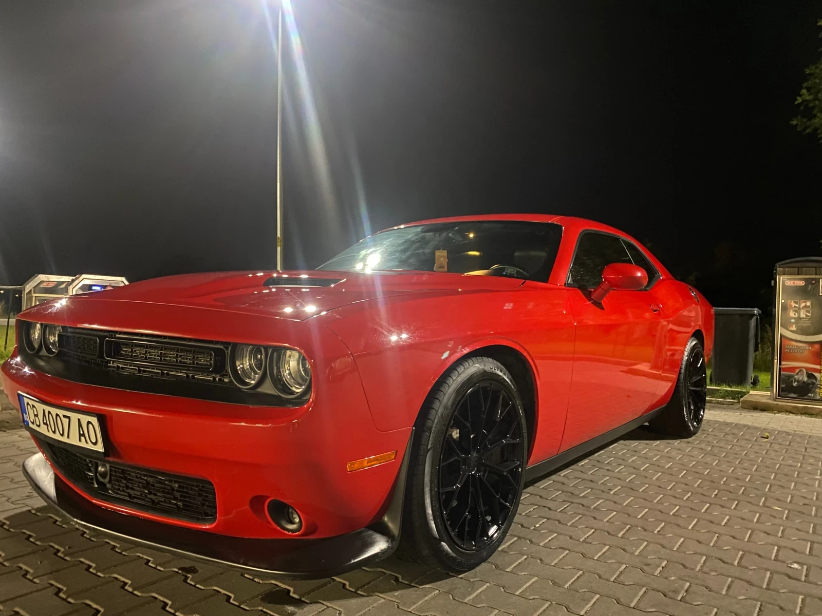 Dodge Challenger  - изображение 2