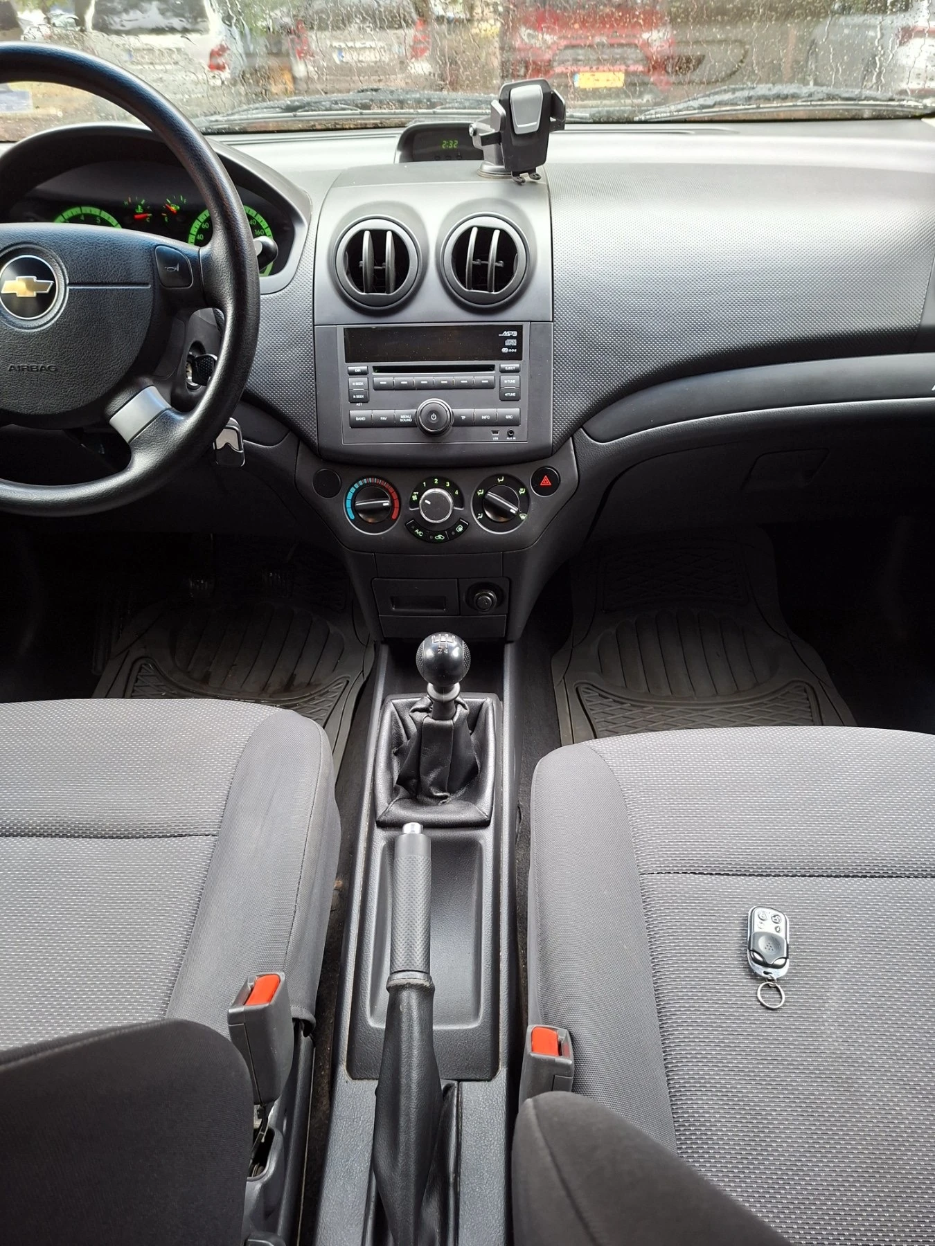 Chevrolet Aveo  - изображение 4