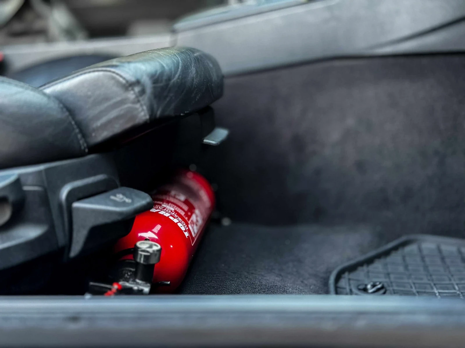 BMW 320 Individual  - изображение 6