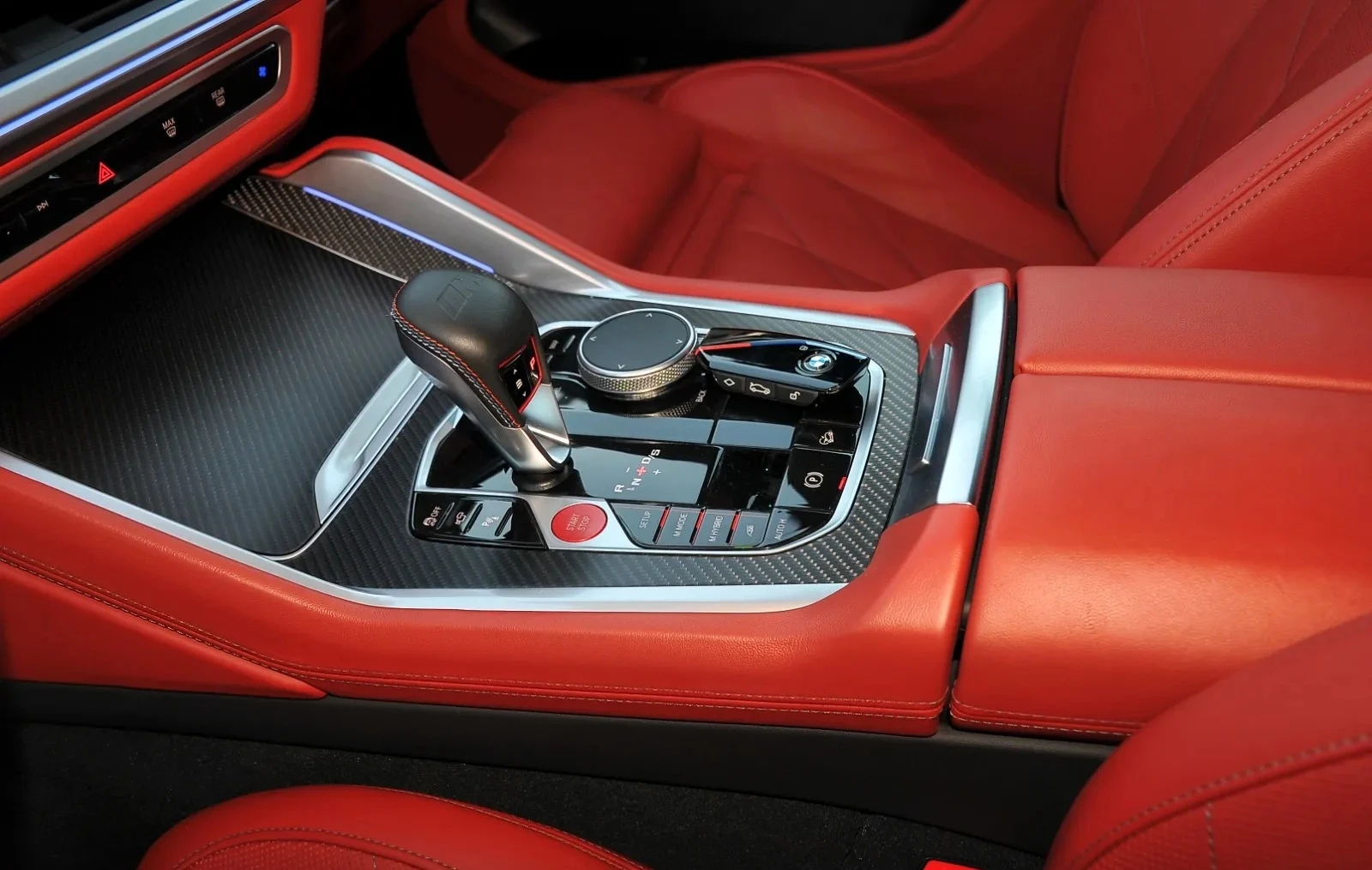 BMW XM 4.4 V8 Plug-in Hybrid xDrive | Mobile.bg � ����������� 11