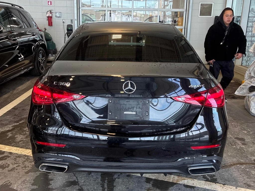 Mercedes-Benz C 300 2023 * CARFAX * БЕЗ ПЪРВОНАЧАЛНА ВНОСКА - изображение 5