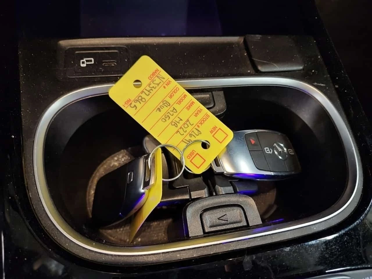 Mercedes-Benz A 250 * АМБИЕНТ* ALCANTARA* CARFAX *  - изображение 10