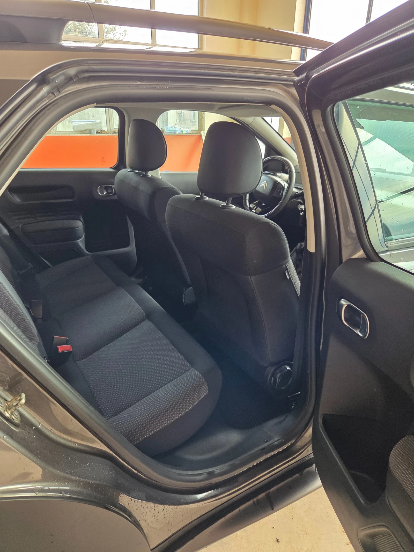 Citroen C4 Cactus Без забележки, снимка 9 - Автомобили и джипове - 53912678