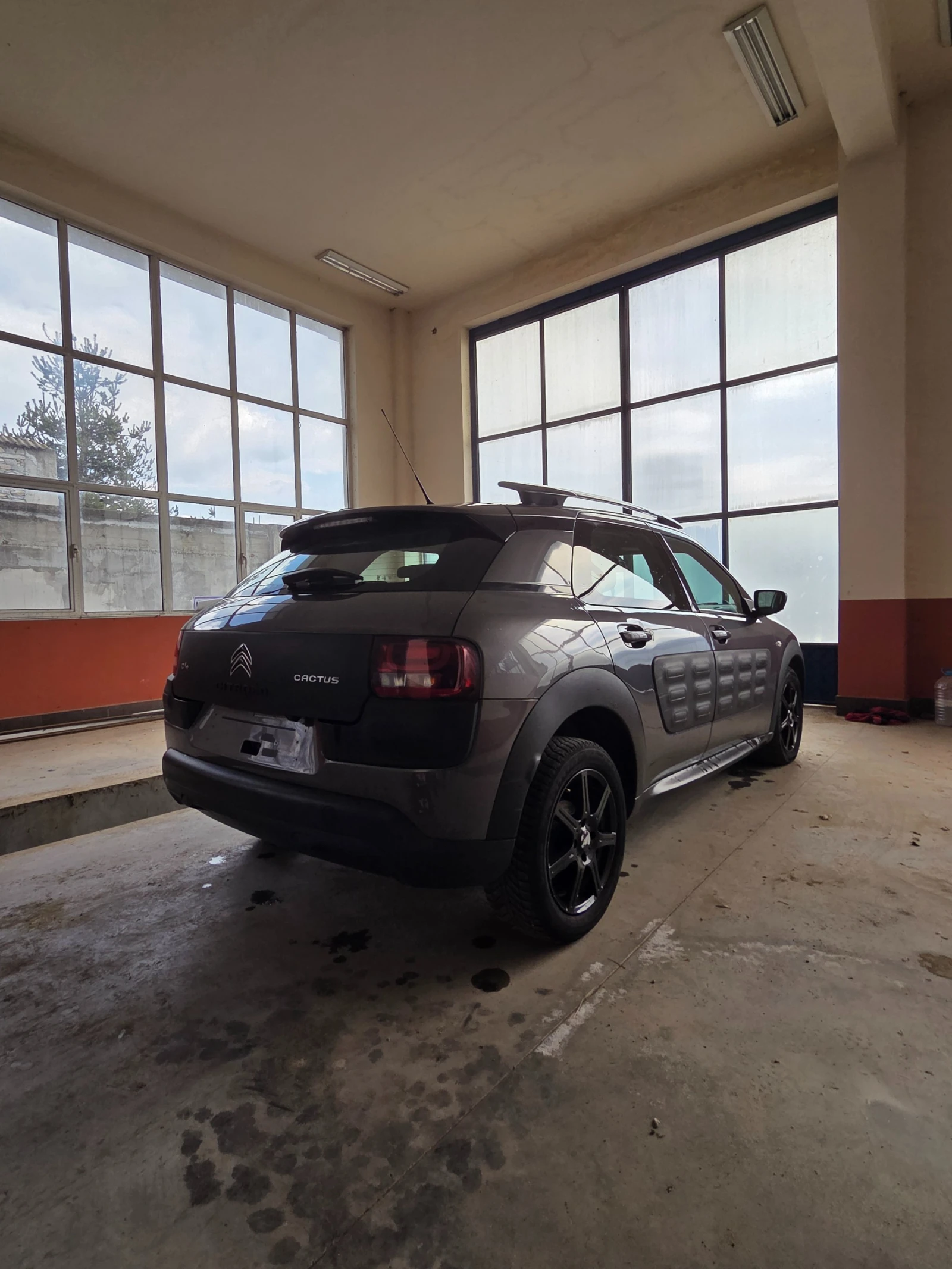 Citroen C4 Cactus Без забележки, снимка 4 - Автомобили и джипове - 53912678