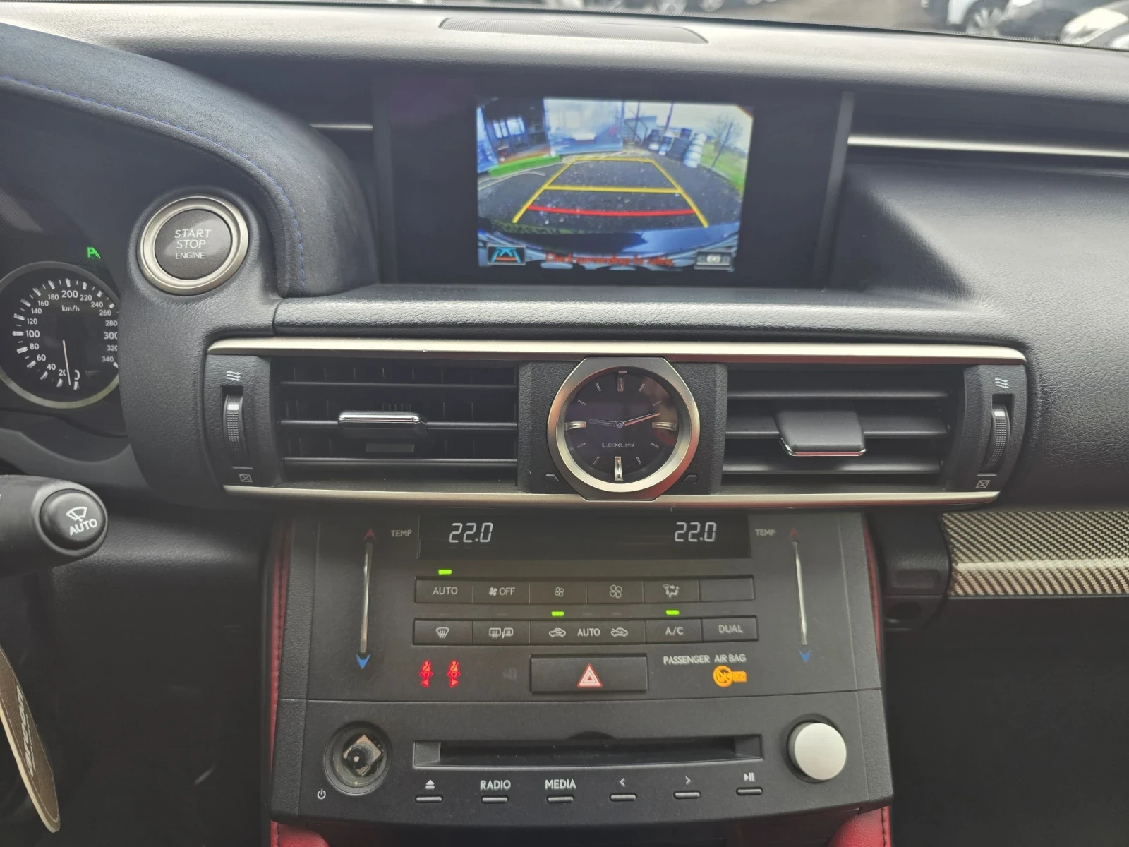 Lexus RC F 5.0/ГОТОВ ЛИЗИНГ/5000 ЕВРО АВАНС, снимка 14 - Автомобили и джипове - 54076006