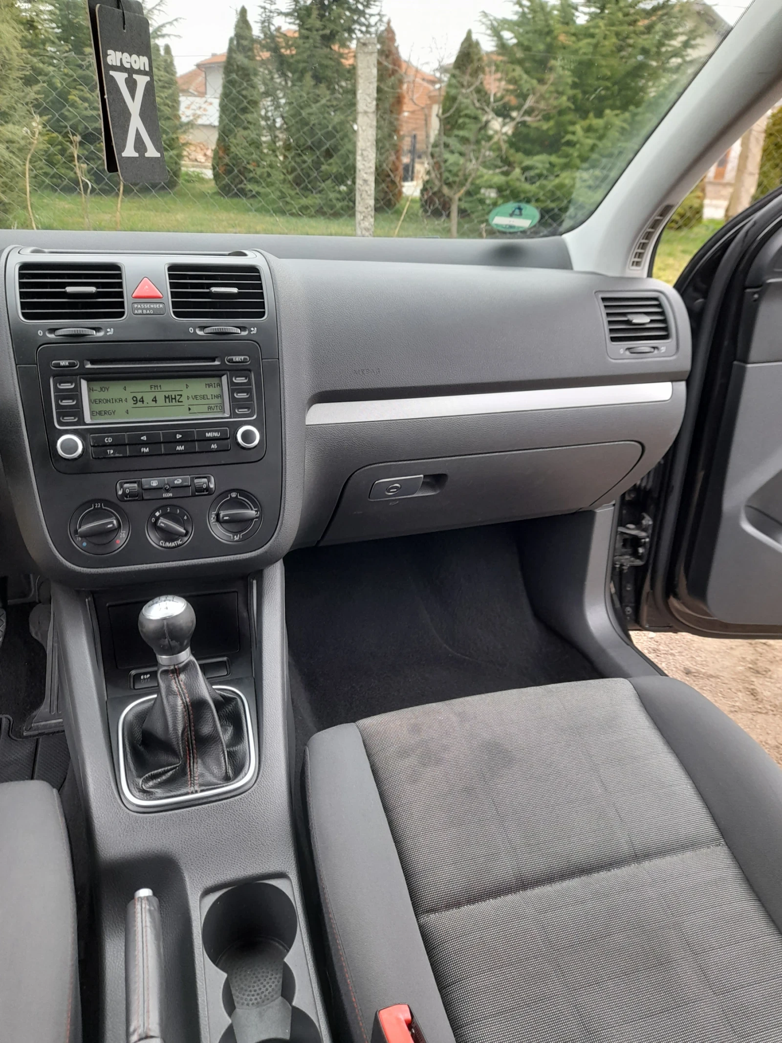 VW Golf, снимка 13 - Автомобили и джипове - 54393404