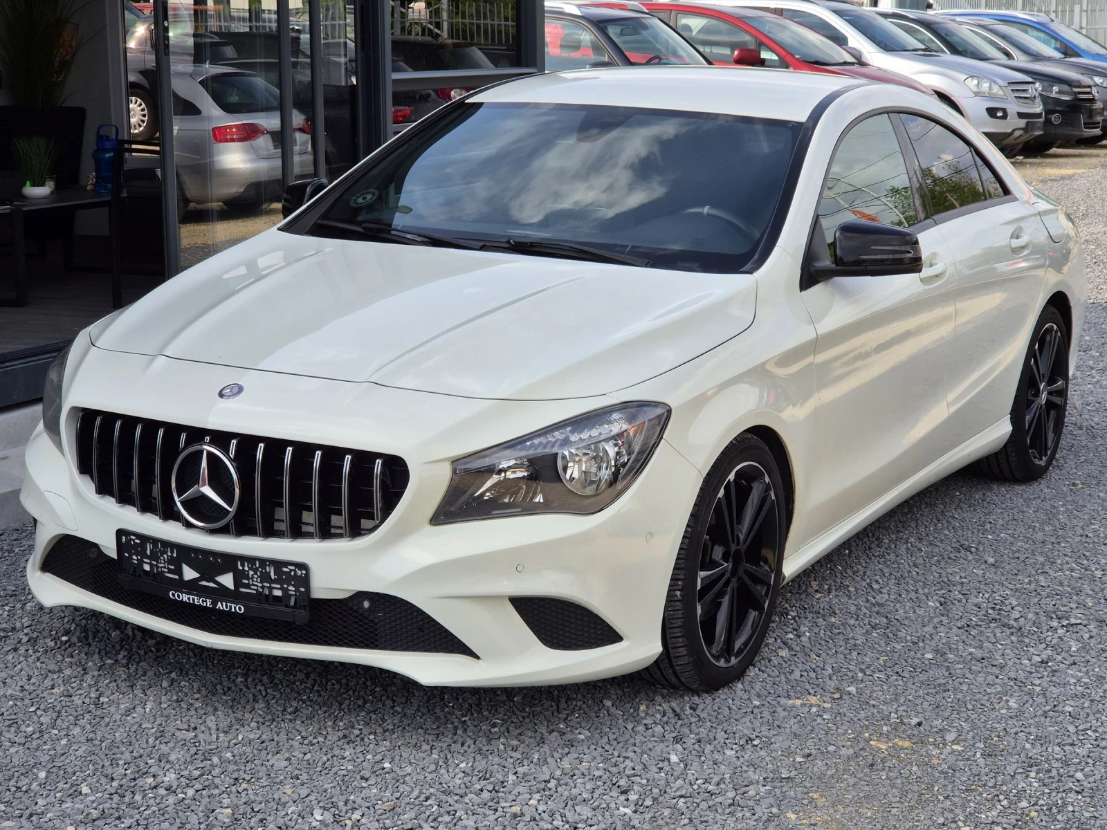 Mercedes-Benz CLA 220 220CDI AMG-LINE 