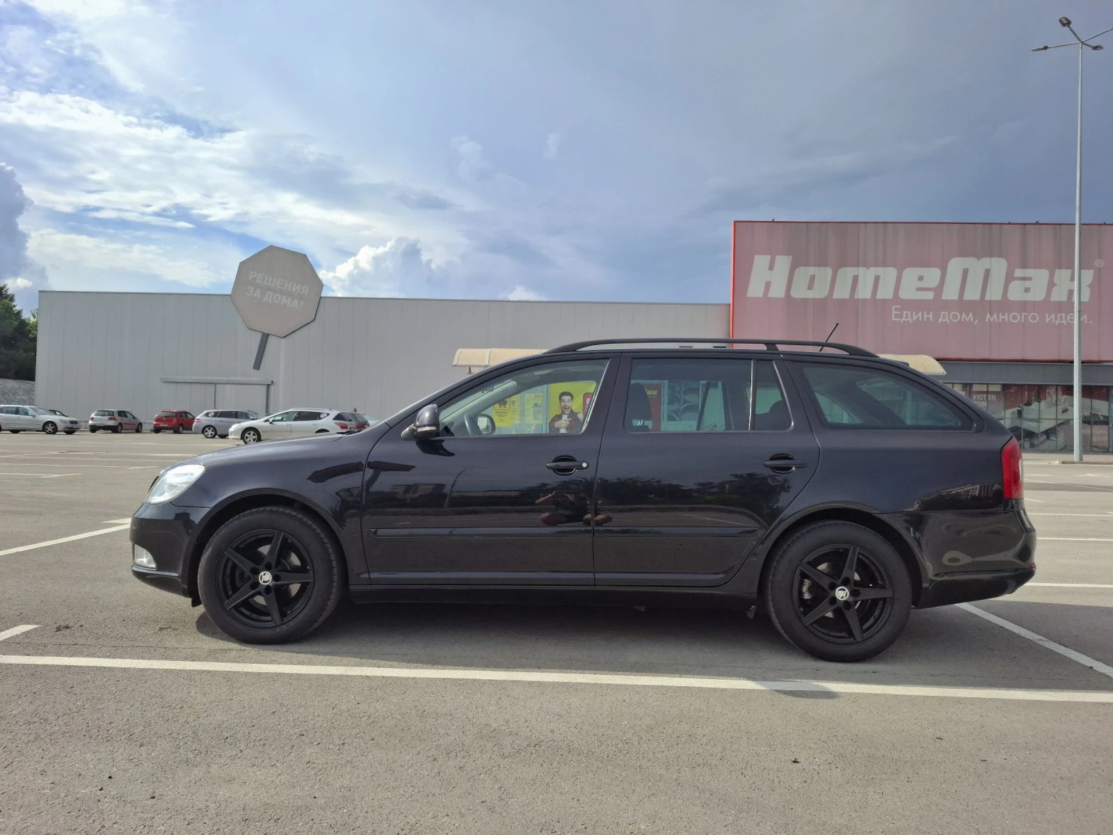 Skoda Octavia 1.6 TDI, снимка 8 - Автомобили и джипове - 54838605