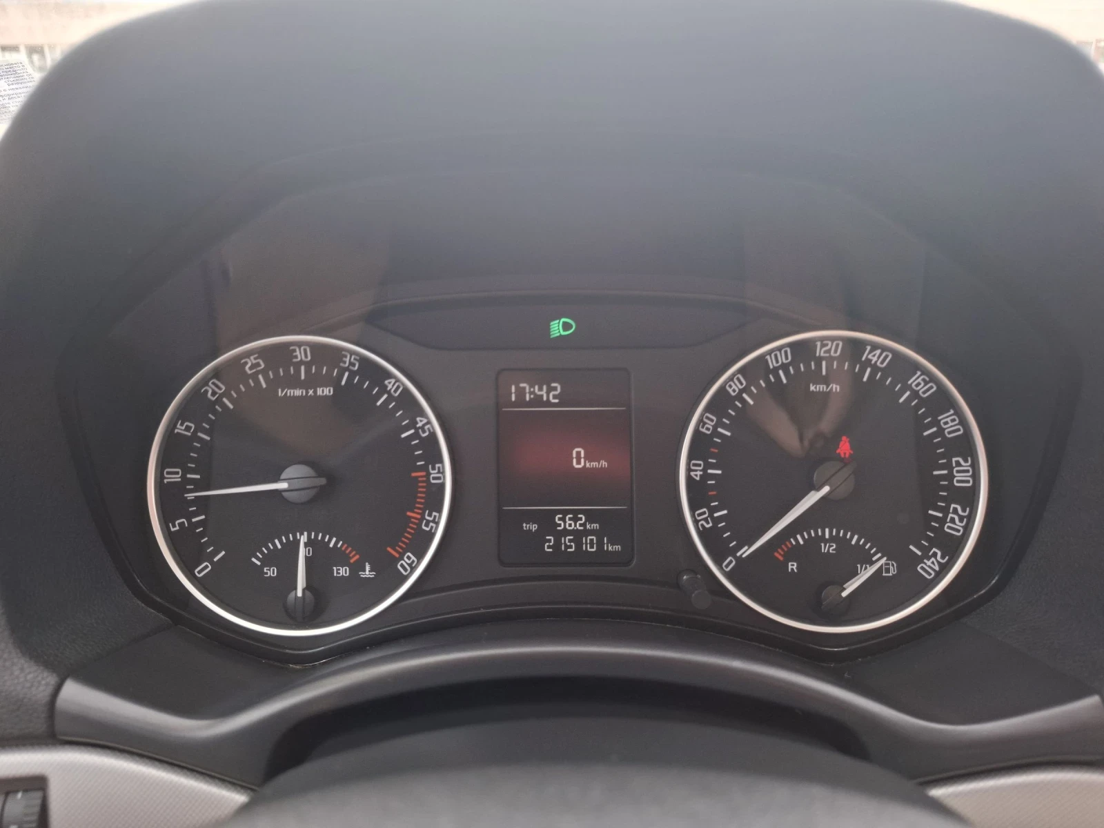 Skoda Octavia 1.6 TDI, снимка 10 - Автомобили и джипове - 54838605