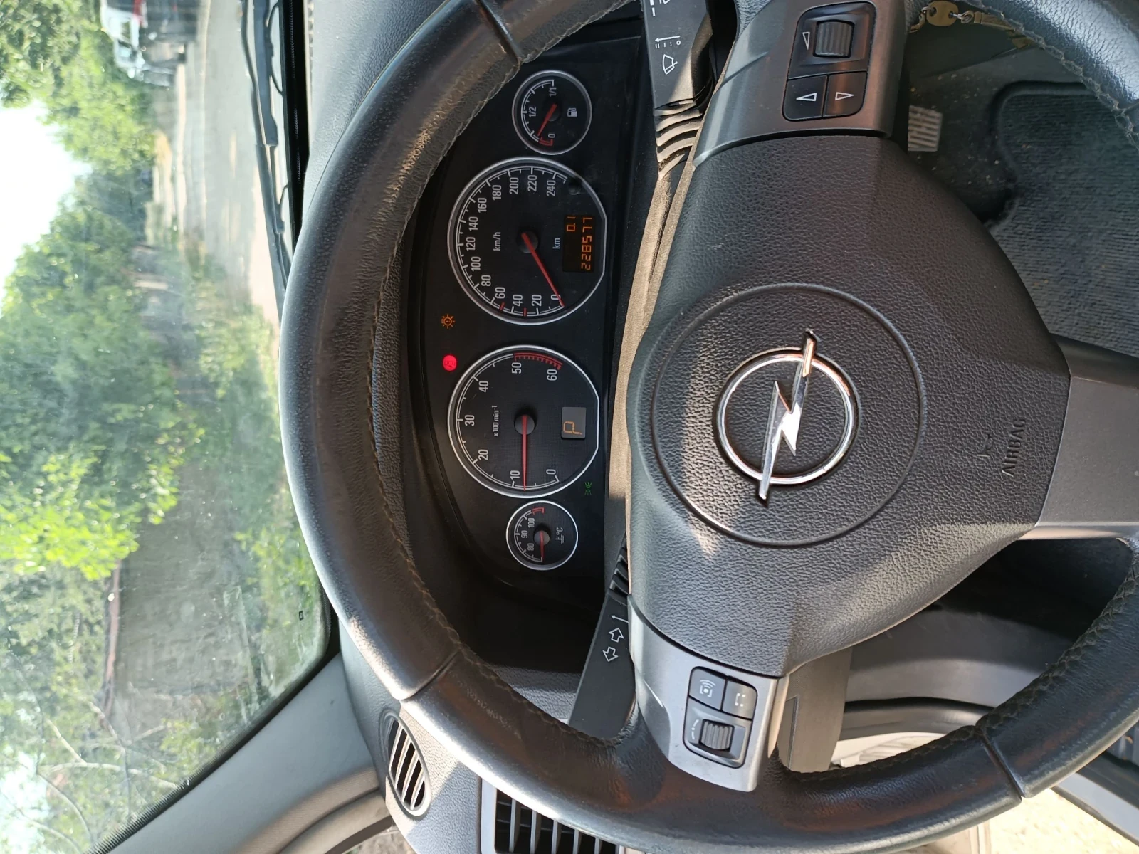 Opel Vectra 3.0 дизел 184 кс, снимка 8 - Автомобили и джипове - 54882809
