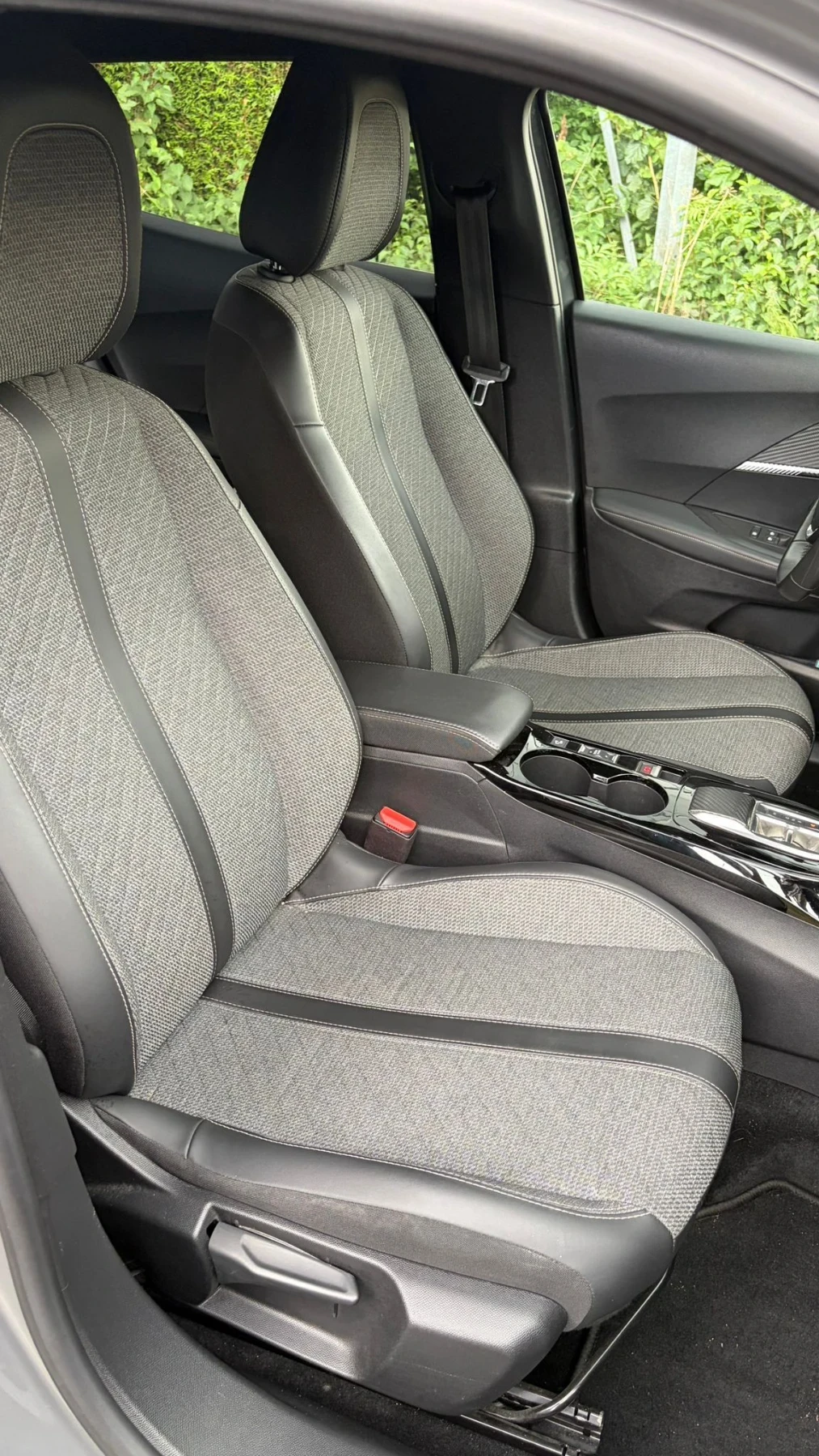 Peugeot 2008 ALLURE PURETECH EAT8 131 | Mobile.bg � ����������� 8