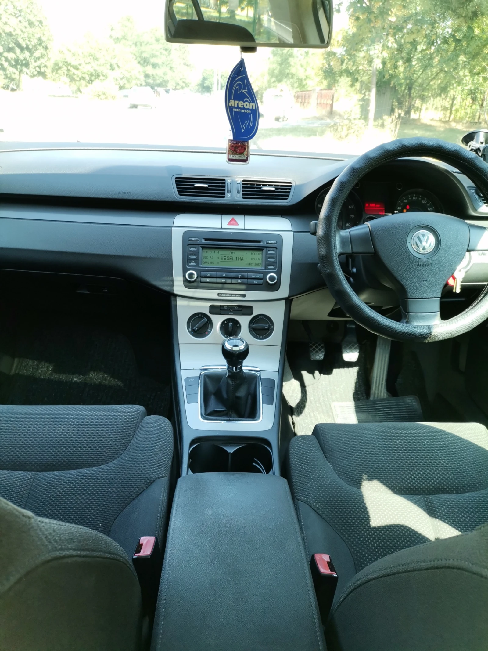 VW Passat, снимка 8 - Автомобили и джипове - 55944023