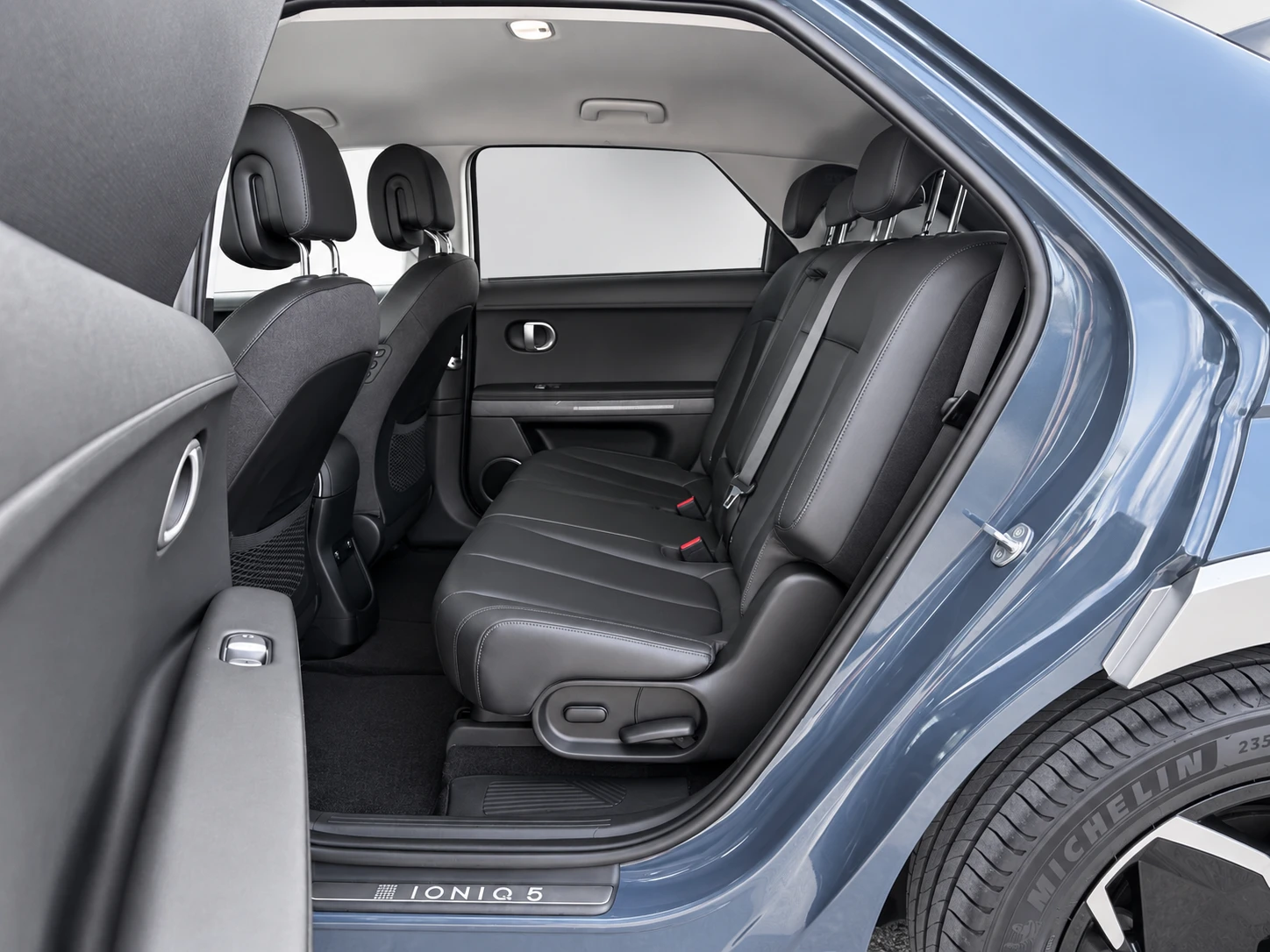 Hyundai Ioniq 5 77.4 kWh UNIQ Термопомпа 65000км, снимка 15 - Автомобили и джипове - 56214308
