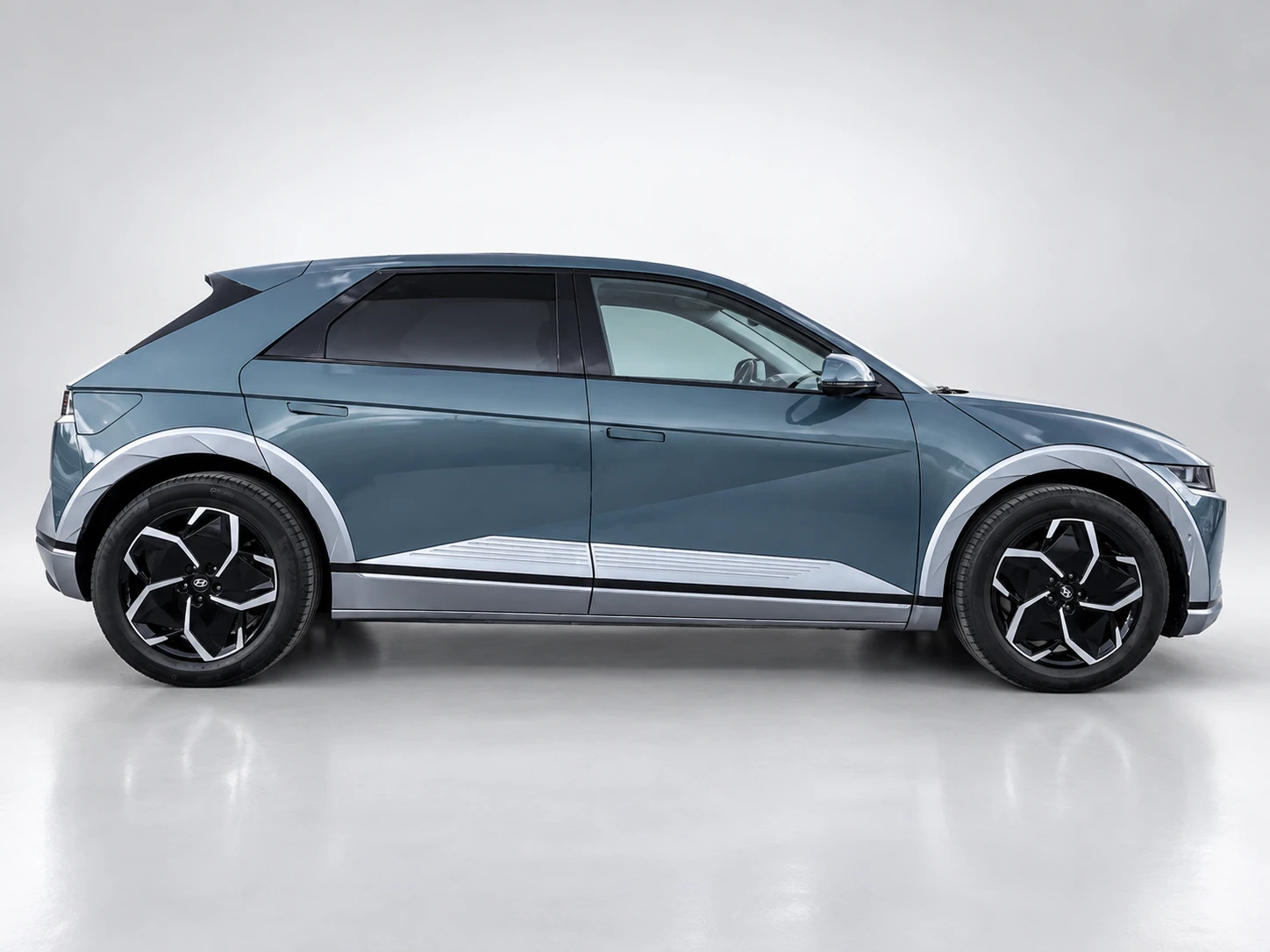 Hyundai Ioniq 5 77.4 kWh UNIQ Термопомпа 65000км, снимка 8 - Автомобили и джипове - 56214308