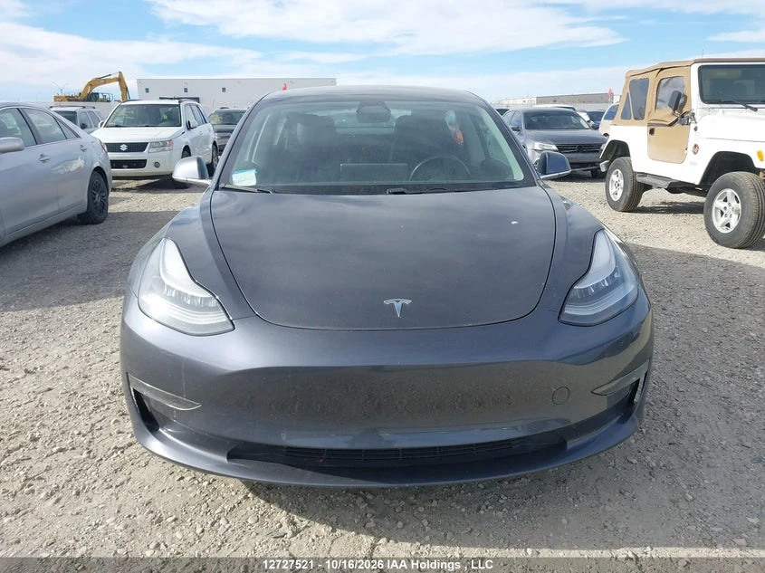 Tesla Model 3 Long Range/Performance, снимка 13 - Автомобили и джипове - 56571307