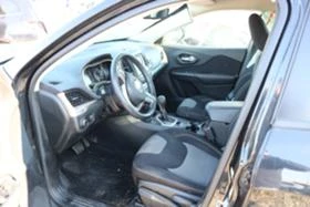 Jeep Cherokee 2.4 MultiAir, снимка 11