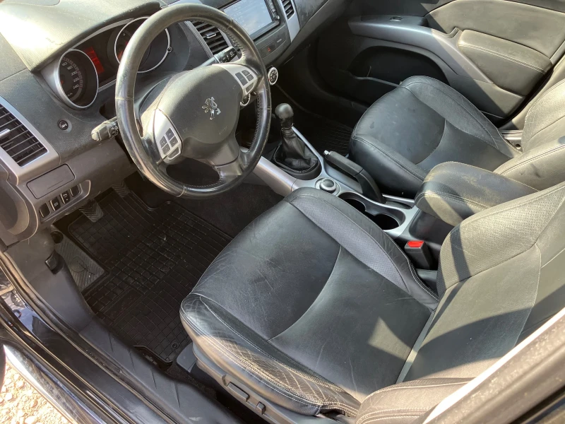 Peugeot 4007 2.2 HDI, снимка 12 - Автомобили и джипове - 47814559