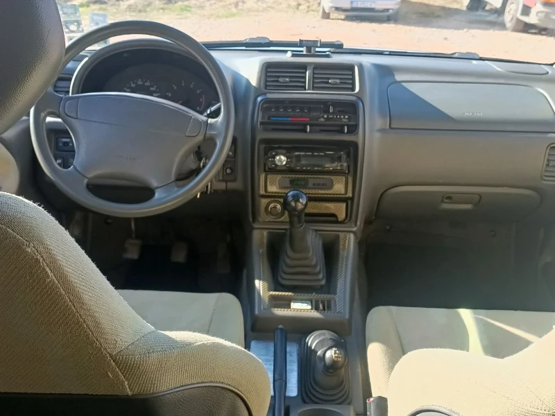 Suzuki Vitara 2.0, снимка 5 - Автомобили и джипове - 49429090