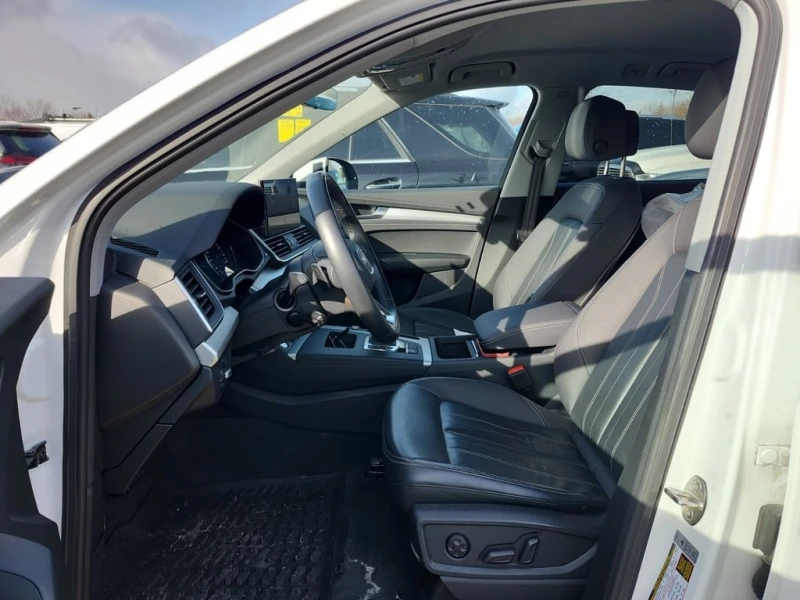 Audi Q5 * KOMFORT * CARFAX * БЕЗ ПЪРВОНАЧАЛНА ВНОСКА, снимка 5 - Автомобили и джипове - 52612596