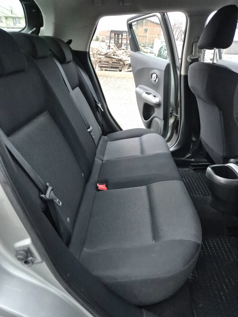 Nissan Juke 1.6 бензин , снимка 10 - Автомобили и джипове - 52870140