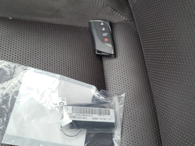 Lexus RX 450h plus  CARFAX /360/ПОДГРЕВ/ОБДУХВАНЕ/NAVI/DIS/PANO, снимка 8 - Автомобили и джипове - 53362751