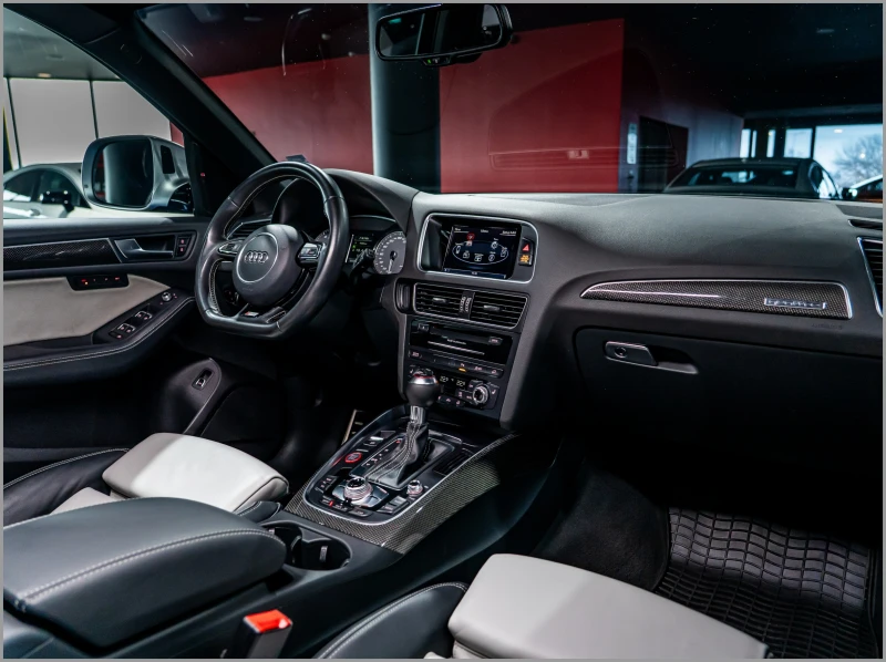 Audi SQ5 * Quattro* Milltek, снимка 11 - Автомобили и джипове - 53393555