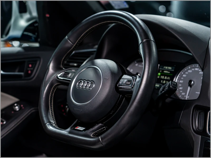 Audi SQ5 * Quattro* Milltek, снимка 17 - Автомобили и джипове - 53393555
