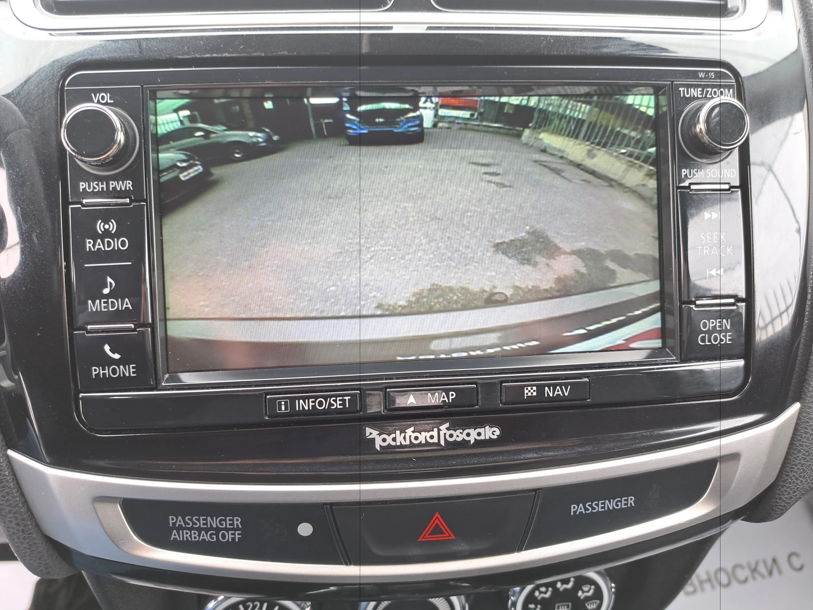 Mitsubishi ASX 2.2DI-D-AUTOMATIC-4X4-PANORAMA-NAVI-CAMERA-КОЖА-FU | Mobile.bg — изображение 11